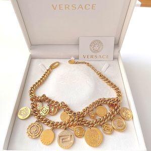 Authentic VERSACE choker necklace gold icon Medusa necklace